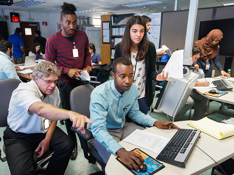 Students in the lab