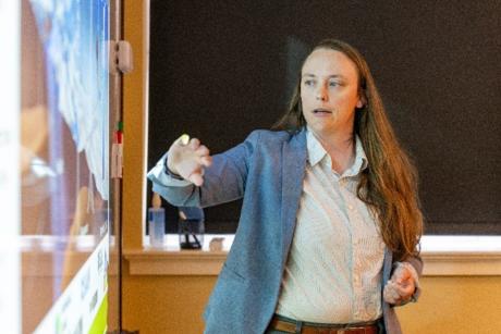 NETL’s Mackenzie Mark-Moser shares the GCS inventory information during a presentation.