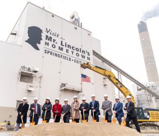 Timothy Killeen, president, University of Illinois; Ron Munson, technology manager,  NETL/DOE Point Source Carbon Capture; Lynn Brickett, past director, DOE HQ Point Source Carbon Capture; State Rep. Sue Scherer; Jim Langfelder, mayor of Springfield; Krista Hill, project manager, DOE/NETL, Point Source Carbon Capture Team; Kevin O’Brien, Ph.D., director, Illinois Sustainable Technology Center & Illinois State Water Survey and principal investigator, University of Illinois; Dominic Cianchetti, senior v.p.